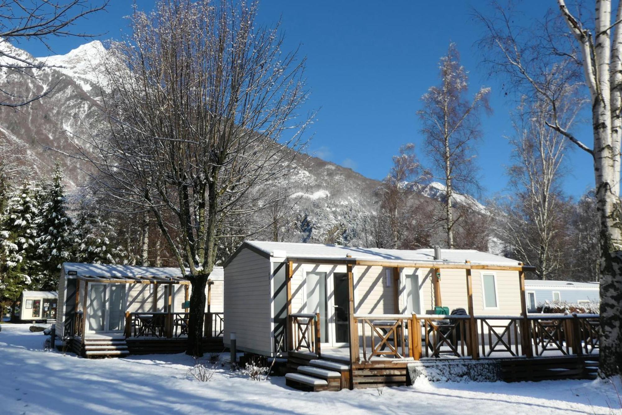 Camping Rcn Belledonne Le Bourg-dʼOisans Cameră foto